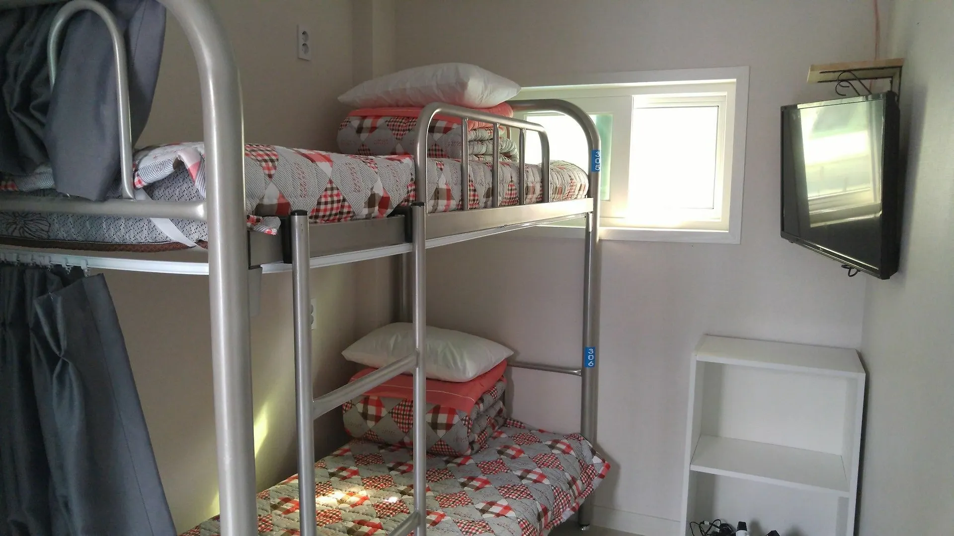 Embassy Guesthouse Itaewon 2*, Seoul South Korea